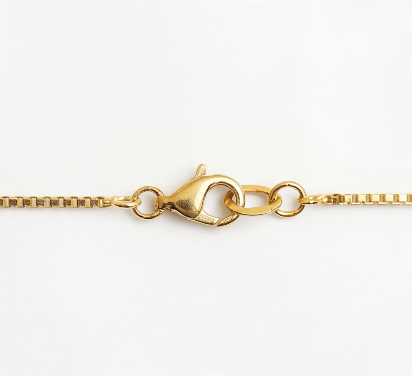 Colar em ouro 18k com esmeraldas e diamantes
