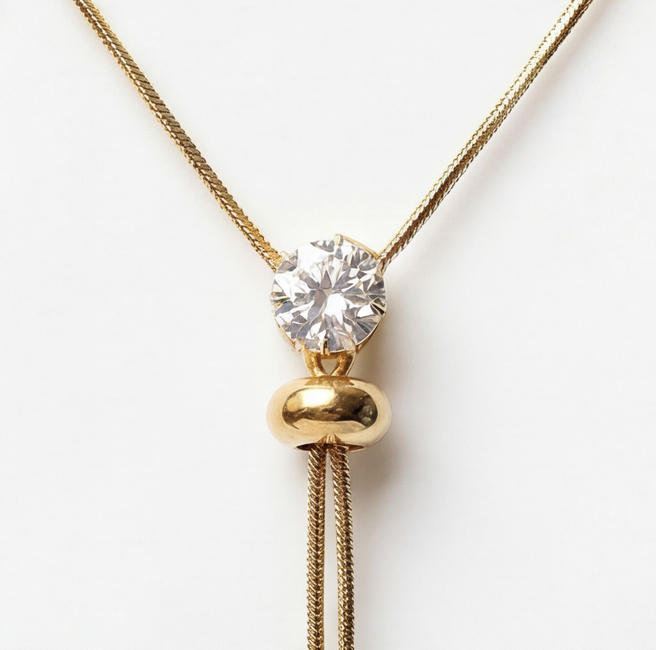 Colar em ouro amarelo 18K com diamantes